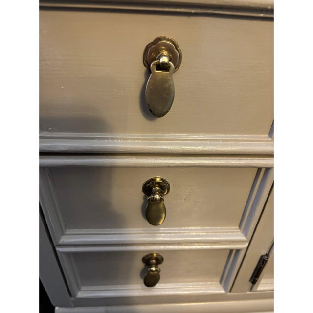 Tan Late 20th Century Chinoiserie Ming Style Nightstand by Thomasville For Sale - Image 8 of 10