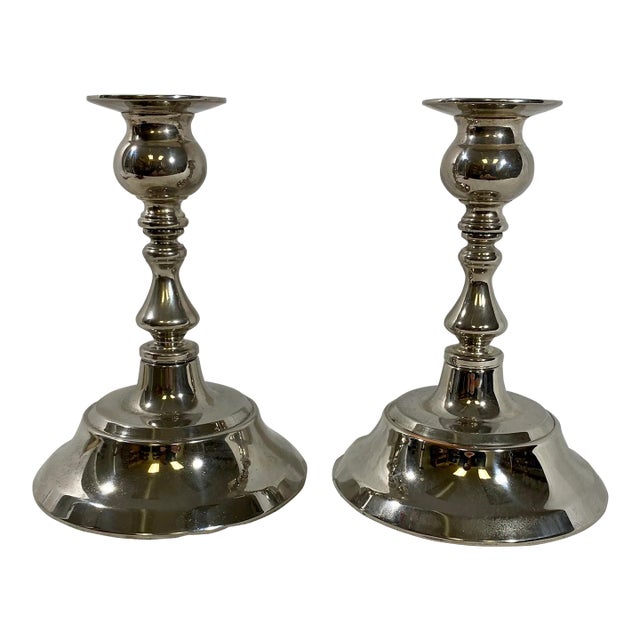 Vintage Pair of Classic Silver Plate Candlesticks From England For Sale