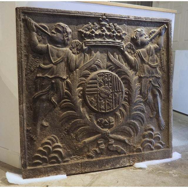 French Large 17th Century French Cast Iron Heraldic Fireback, the House of Lorraine For Sale - Image 3 of 18