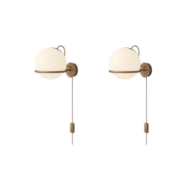 Opaline Glass Model 238/1 Lamp with Switch and Champagne Mount from Gino Sarfatti, Set of 2 For Sale - Image 3 of 15