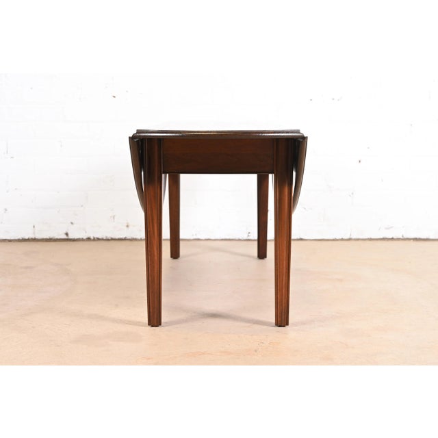 Kittinger American Colonial Mahogany Drop Leaf Coffee Table, Newly Refinished For Sale - Image 10 of 13
