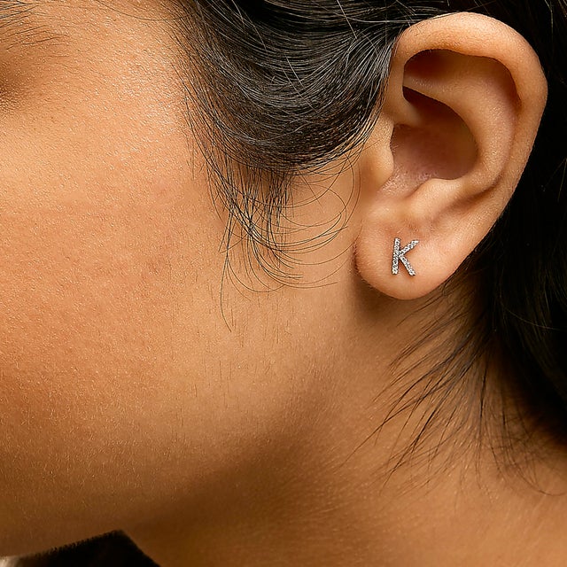Haus of Brilliance 10K White Gold 1/10 Cttw Diamond 'K' Initial Stud Earring For Sale - Image 4 of 5