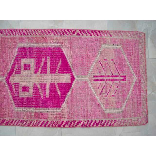 Vintage Turkish Hand-Knotted Runner Rug Pink Hallway Kitchen Decor - 2′10″ × 8′8″ For Sale - Image 10 of 13