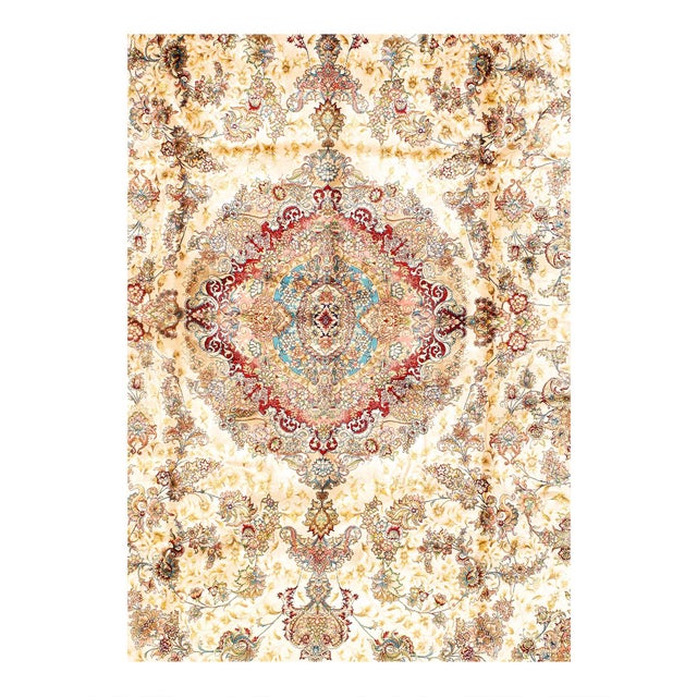 Viscose on a cotton foundation with a medallion This rug has a dense, soft pile, and excellent quality, to ensure that you...