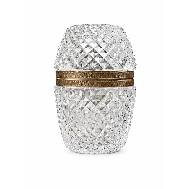 1930s Vintage French Baccarat Style Pressed Glass Table Lighter W/Hinged Lid 4" For Sale - Image 4 of 8