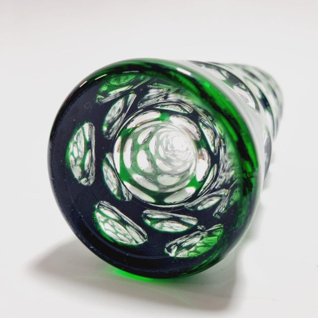Vintage Emerald Green Cut-to-Clear Lens Crystal Cylinder Vase from Nachtmann Bleikristall, 1970s For Sale - Image 9 of 12