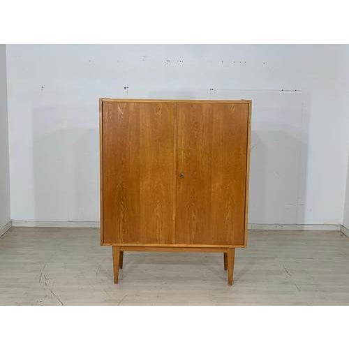 A very nice vintage wardrobe. • German design • 60s original • very good condition • ash • key available Dimensions:...