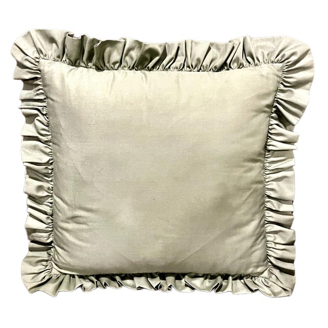 Cream Set of Three Unique Vintage Handmade American "Log Cabin" Quilt Pattern With Floral Fabrics and Ruffled Edges Throw Pillows For Sale - Image 8 of 8