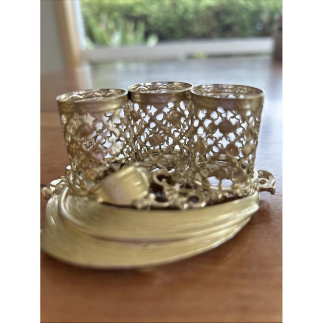 1960s 1960s Sam Fink Gold Filigree 3 Lipstick Holder Vanity Decor Hollywood Regency For Sale - Image 5 of 7