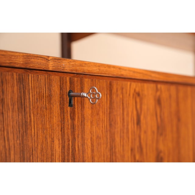 Wood 1960s Rosewood 4-Bay Fm Reolsystem Wall Unit by Kai Kristiansen for Feldballes Mobelfabrik For Sale - Image 7 of 14