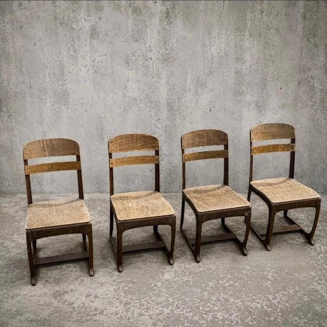 1960s Mid-Century Modern Blonde Elm and Beech Dining Table and Chairs from Ercol, 1960s, Set of 5 For Sale - Image 5 of 16