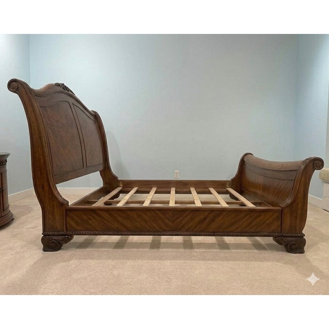 Beautiful king-size sleigh bed (headboard + footboard) from the Kreiss Collection, purchased in 2000. Kreiss was a beloved...