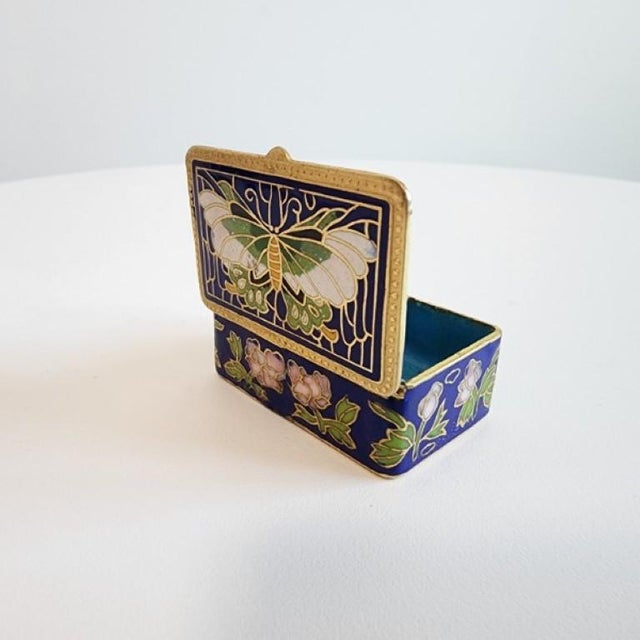 Japanese Mid-20th Century Japanese Ginbari Cloisonné Enamel "Papilio" Box For Sale - Image 3 of 17