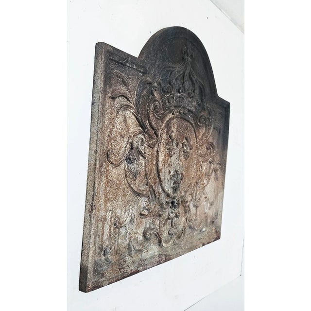 Antique French Cast Iron Fireback With Royal Arms of France - Fabulous Patina For Sale - Image 4 of 9