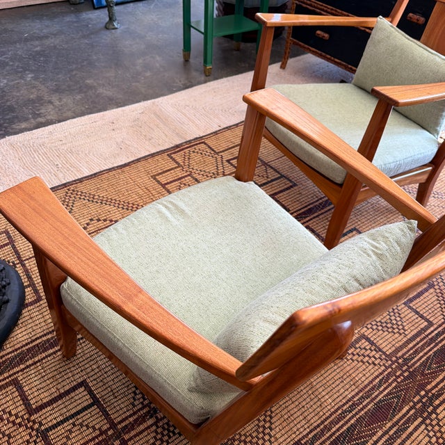 Late 20th Century Pair of Carlos Motta Cm7 Lounge ArmChairs For Sale - Image 10 of 12