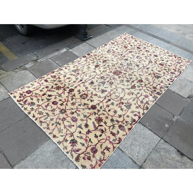 1960s 1960s Vintage Turkish Oushak Rug - 4′7″ × 8′4″ For Sale - Image 5 of 10