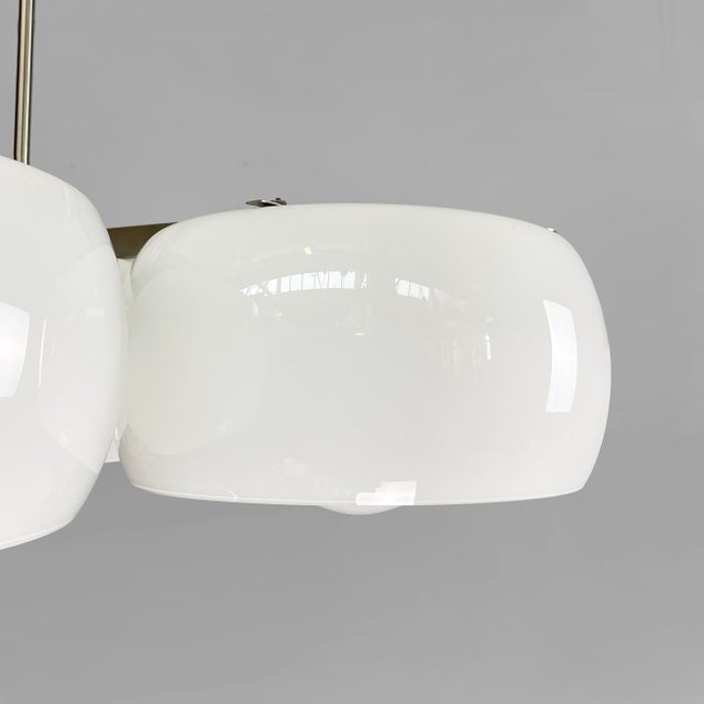 White Italian Mid-Century Modern Eptaclinio Chandelier attributed to Vico Magistretti for Artemide, 1970s For Sale - Image 8 of 18