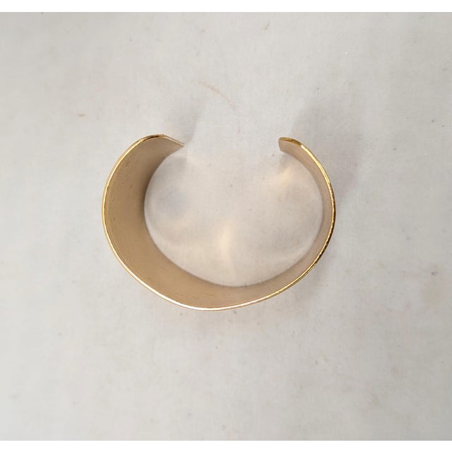 Vintage 1980s Signed Monet Wide Goldtone Cuff Bracelet For Sale - Image 13 of 14