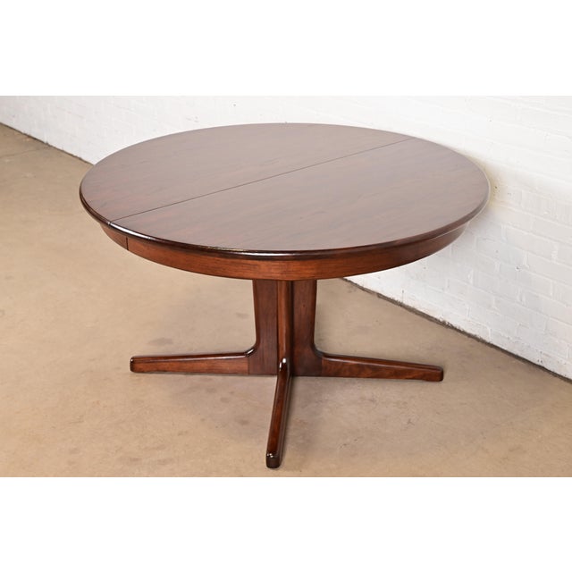 Brown Skovby Danish Modern Sculpted Rosewood Extension Dining Table, Newly Refinished For Sale - Image 8 of 14
