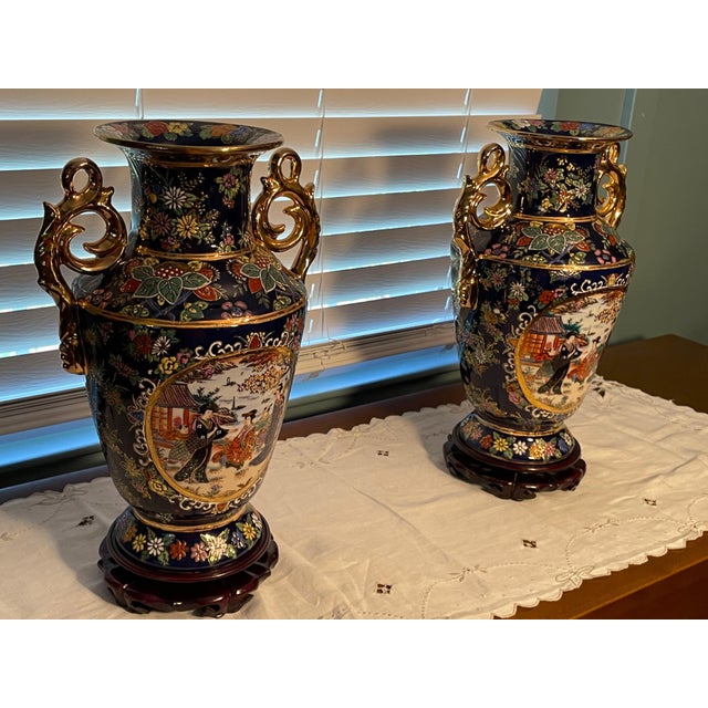 Vintage 6-Piece Japanese Satsuma Style Room Collection - Lamps, Vases & Candlesticks For Sale - Image 14 of 18