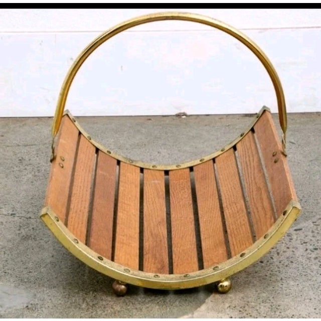 Mid-Century Modern Mid Century Modern Magazine Rack Magazine Holder Modernist Oak Brass Vintage Handle For Sale - Image 3 of 4