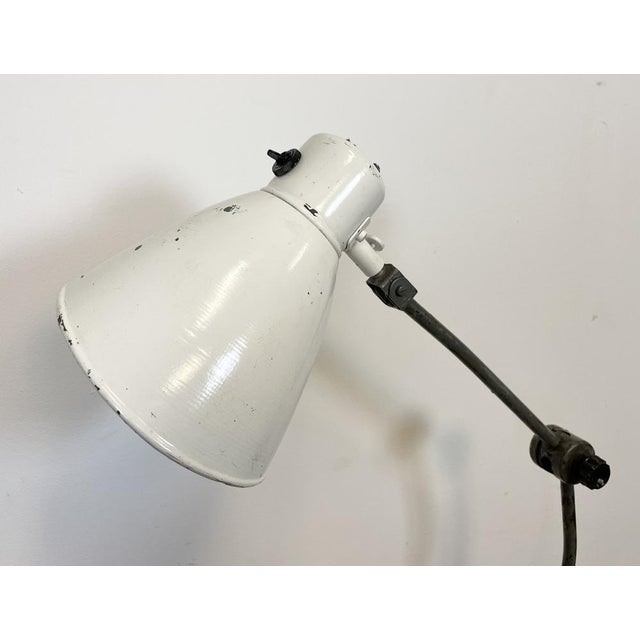 Mid-Century Modern Large Industrial Workshop Table Lamp, 1960s For Sale - Image 3 of 18