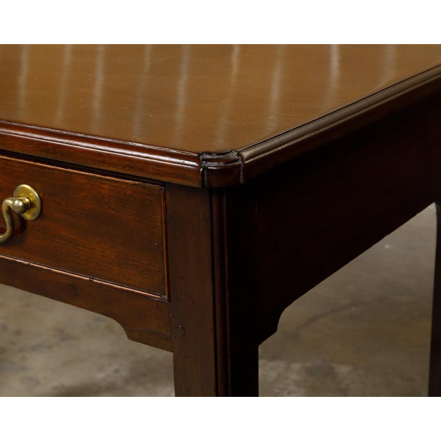 English 18th Century Georgian Period Walnut Side Table with Single Drawer For Sale - Image 4 of 12