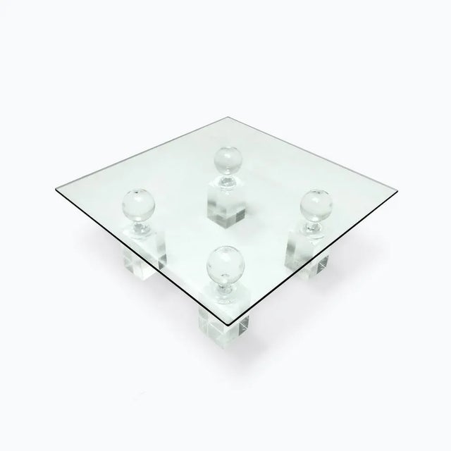 Very unusual vintage American acrylic glass and glass 4 pillar, roulette win marker coffee table dating from the 1970s....