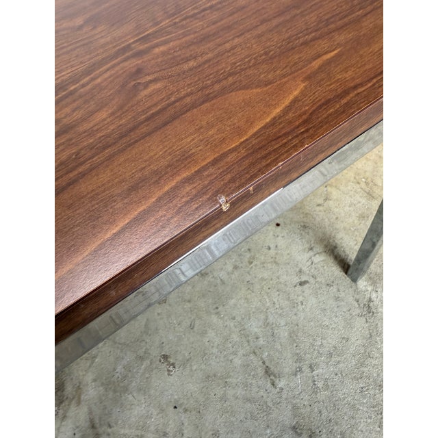 1970’s Florence Knoll “T Angle” Chrome & Walnut Laminate Side Tables Matching Pair For Sale - Image 10 of 12