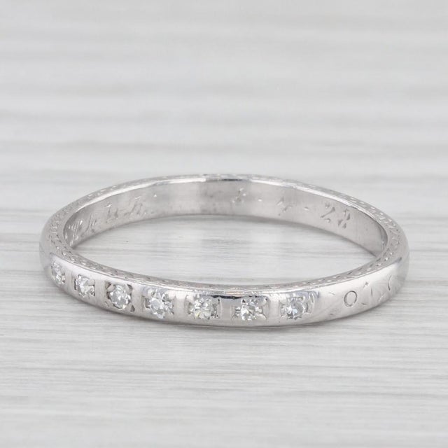 Metal 0.10ctw Diamond Wedding Band 18k Gold Size 7.75 Stackable Ring Art Deco 1920s For Sale - Image 7 of 7