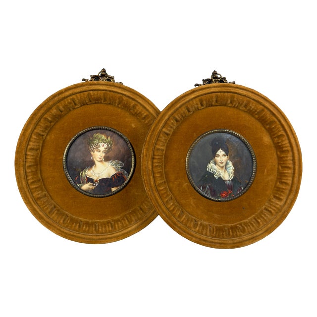 Miniatures with Female Portraits in Vintage Velvet Frames, 20th Century, Set of 2 For Sale