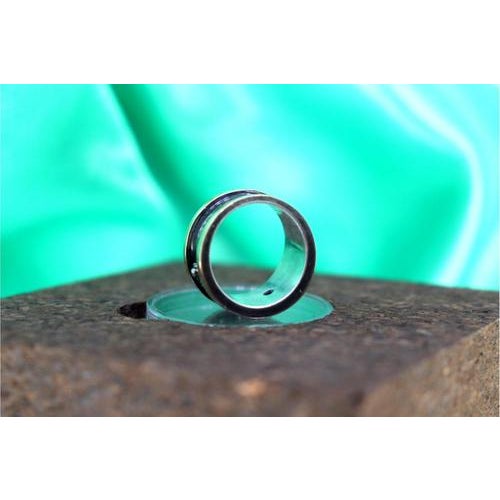 Gold and Silver Ring with Nickel-Plated Center, in Very Good conditions. Designed 1980 to 1989 This piece has an...