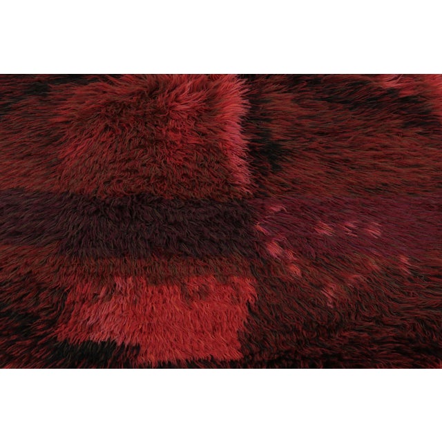 Rug & Kilim Vintage Swedish Rya Rug With Crimson and Black Abstract Pattern - Rug & Kilim For Sale - Image 4 of 9