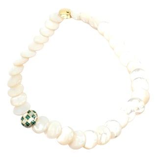 1980s Tiffany & Co. Angela Cummings Yellow Gold Mother of Pearl Malachite Inlaid Necklace For Sale