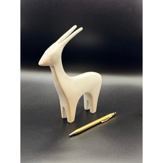 Minimalist Matte White Animal Sculpture Set – 5-Piece Modern Safari Collection (Elephant, Giraffe, Rhino, Horse, Antelope) For Sale - Image 10 of 11