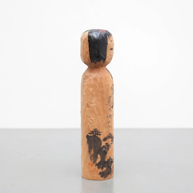 Japanese doll called Kokeshi of the early 20th century. Provenance from the northern Japan. Dolls shapes and patterns are...