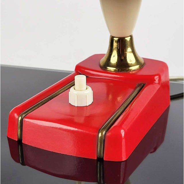 1950s Mid-Century Bakelite Table Light, 1950s For Sale - Image 5 of 7