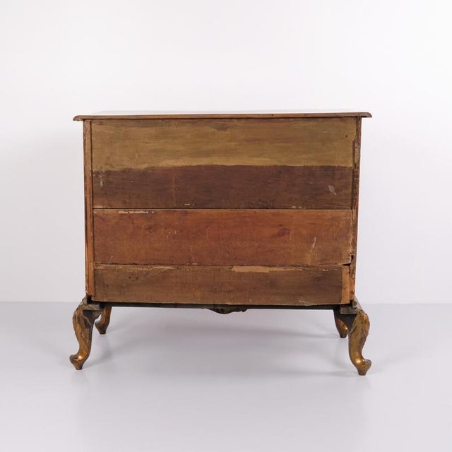 Antique Baroque Chest of Drawers with Four Drawers in Polished Walnut, 1760s For Sale - Image 4 of 10