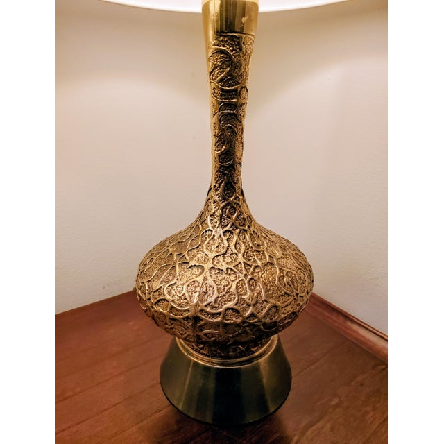 Vintage Mid-Century Modern Brass Filigree Scroll Lamps Moroccan Boho Souk Style - a Pair For Sale - Image 4 of 9