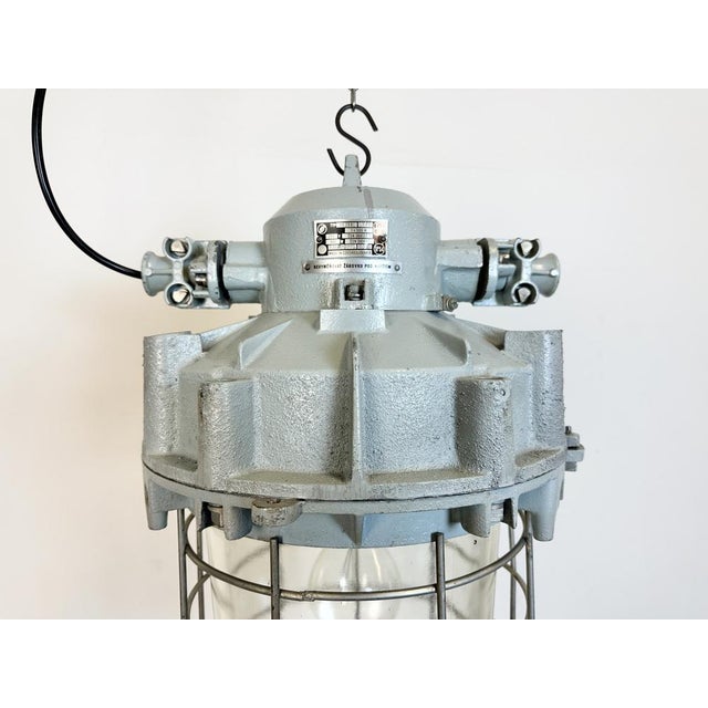 Industrial Large Industrial Grey Bunker Light with Iron Cage from Elektrosvit, 1970s For Sale - Image 3 of 18