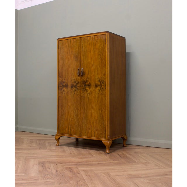 1930s Art Deco Walnut Compact Wardrobe, 1930s For Sale - Image 5 of 12