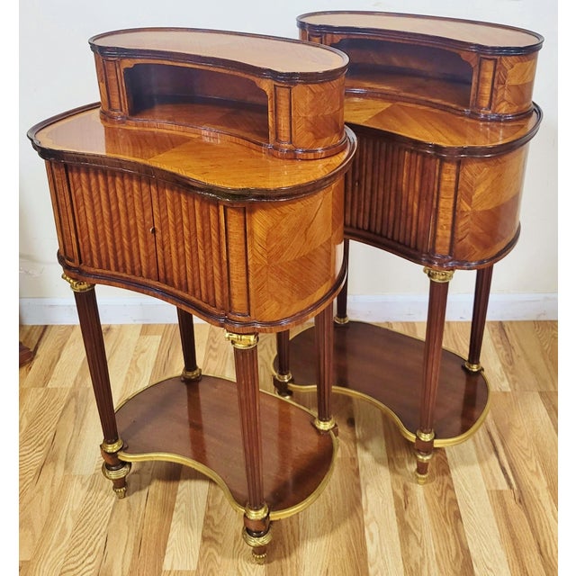 French Pair 19th C French Louis XVI Bronze & Tambour Front Kidney Nightstand End Tables For Sale - Image 3 of 14