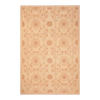 Boho Chic Ziegler Beige Gold Hand-Knotted Wool Rug - 6'0'' X 8'10'' For Sale