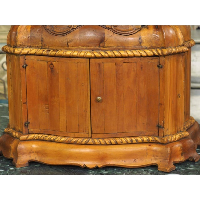 Circa 1800 Venetian Table Box in Carved Swiss Pine For Sale - Image 9 of 18