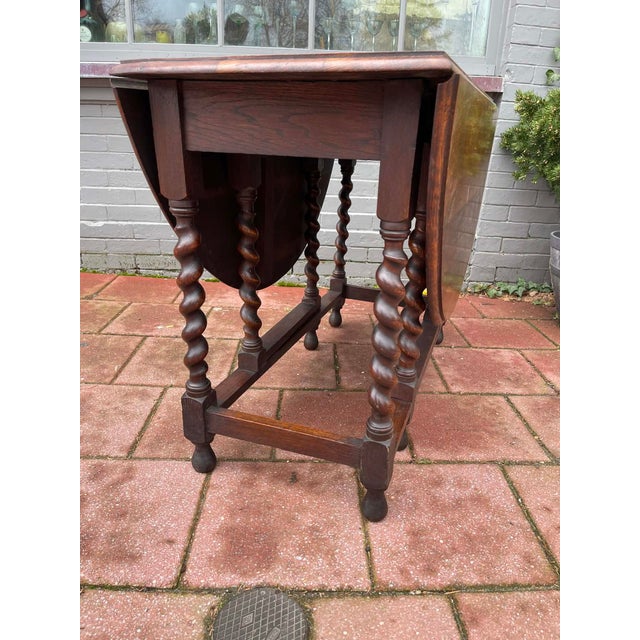 Antique English Table Drop Leaf Gateleg Barley Twist Oak Oval C. 1920-30s For Sale - Image 10 of 10