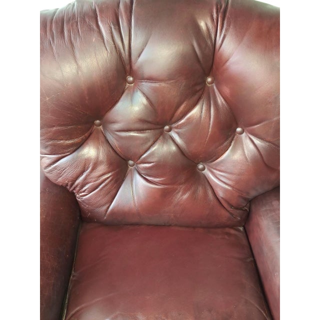 Step Into Ultimate Comfort With This Vintage Lane Chesterfield Leather Recliner For Sale - Image 10 of 12