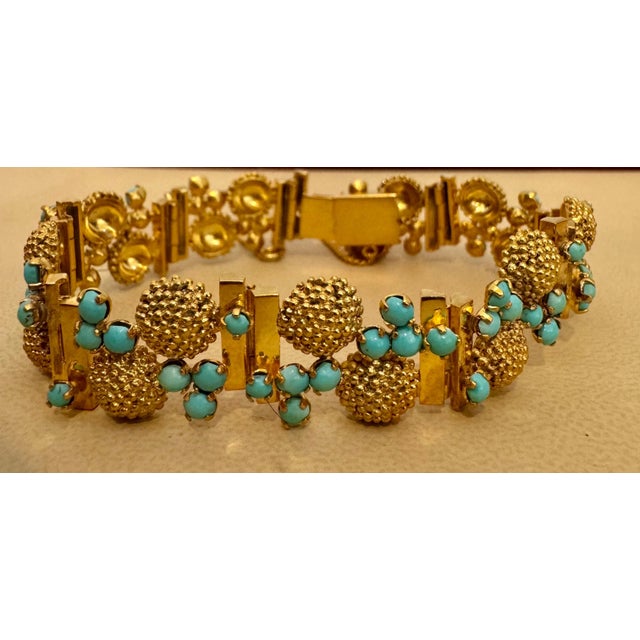 Vintage Natural Turquoise Bangle /Bracelet in 14 Kt Yellow Gold 39.4 Grams For Sale - Image 4 of 18