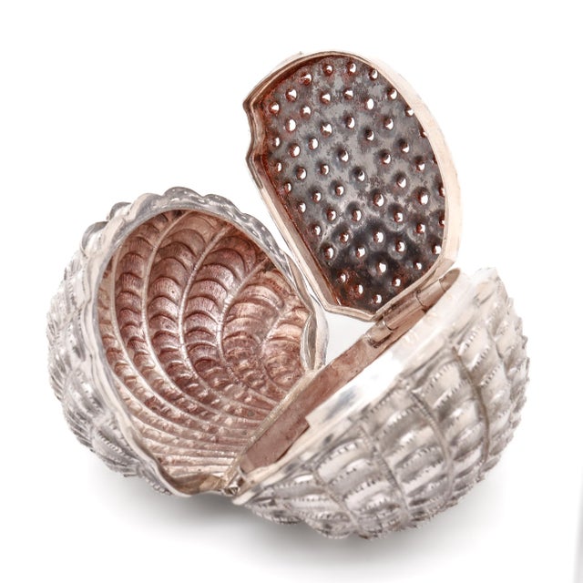 Rare Antique Hilliard & Thomason Sterling Silver Clam Shell Form Nutmeg Grater For Sale - Image 14 of 18