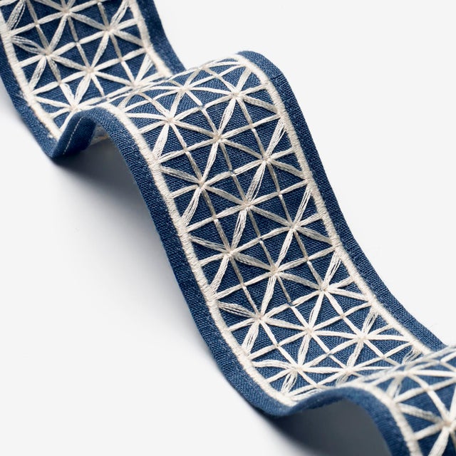 Contemporary SAMPLE - Schumacher Directoire Tape Narrow In Bleu Marine For Sale - Image 3 of 4