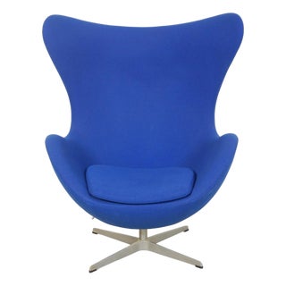 Egg Chair in Blue Fabric by Arne Jacobsen, 2000 For Sale